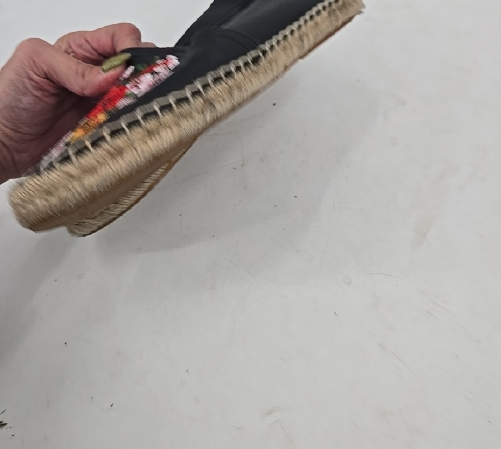 Source Unknown Black Espadrilles With Floral Embr… - image 5